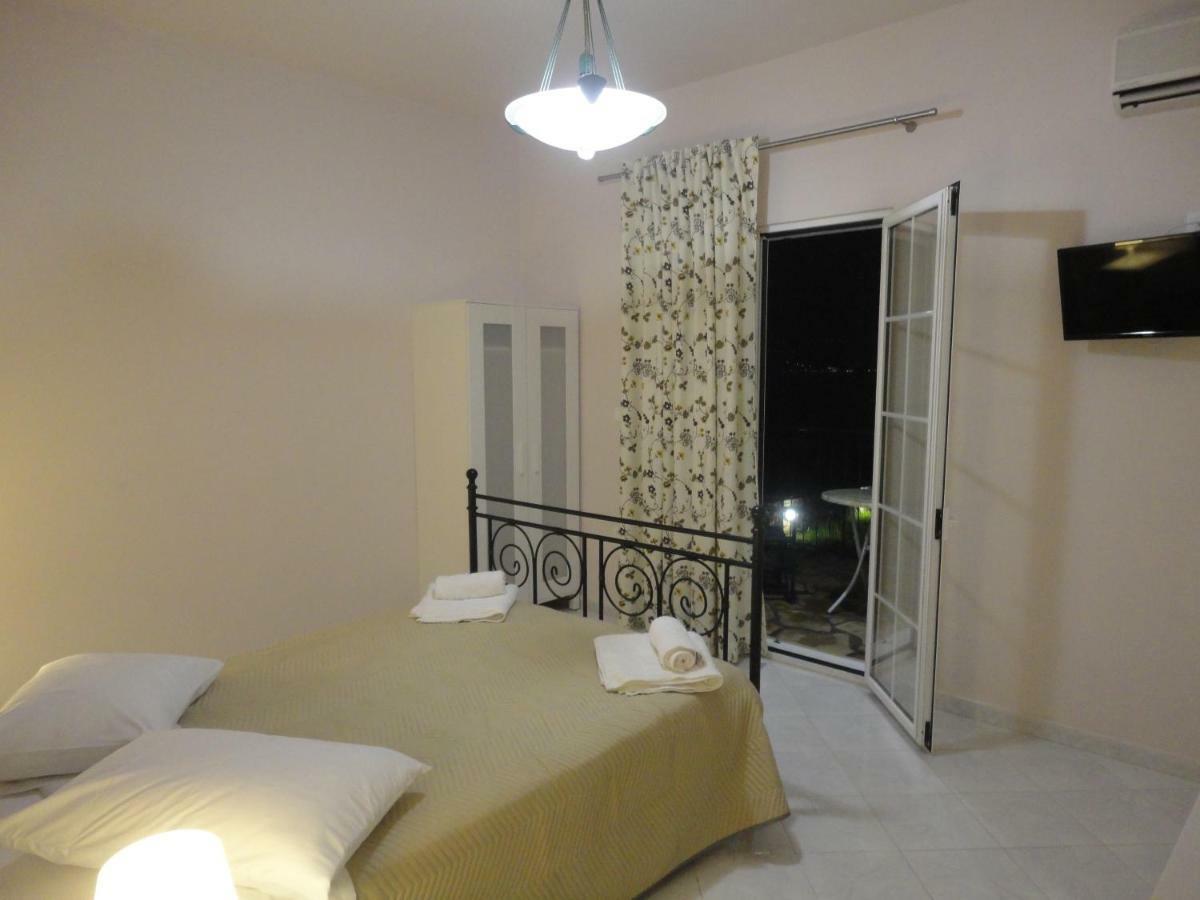 Apartment Yialos *